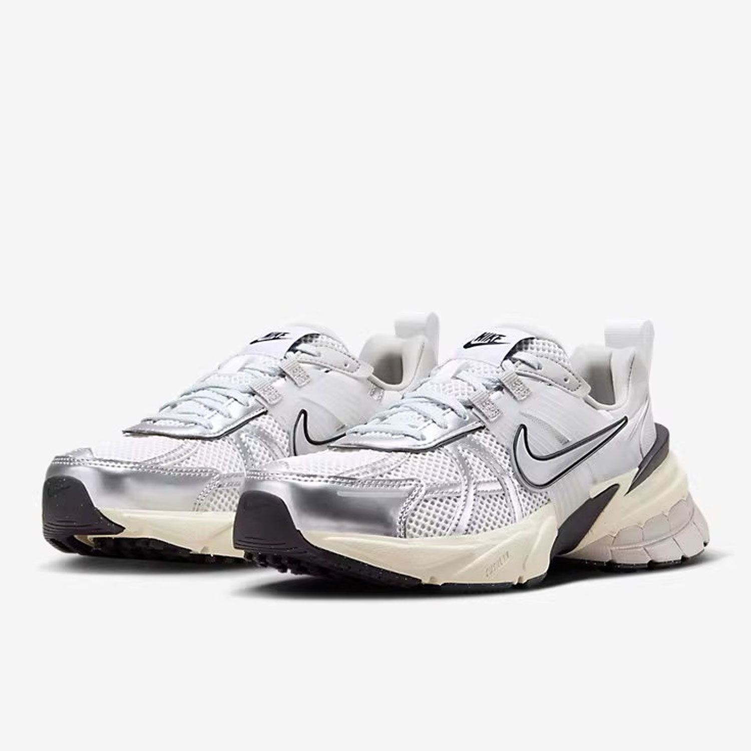 Women Shoes Nike - حذاء الجري Nike الرسمي للشتاء خفيف
