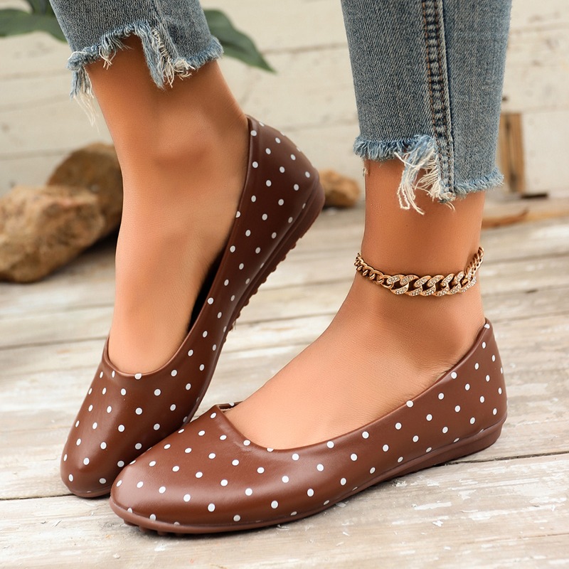 أحذية نسائية مسطحة بيضاء منقطة - مراجعة Loafer Flat Women وسعره
