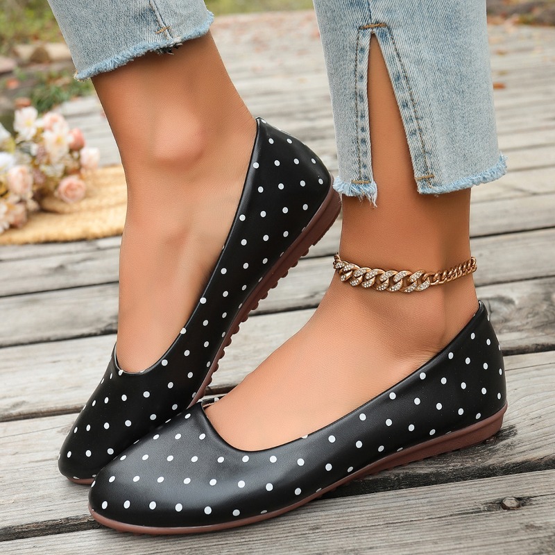 أحذية نسائية مسطحة بيضاء منقطة - مراجعة Loafer Flat Women وسعره