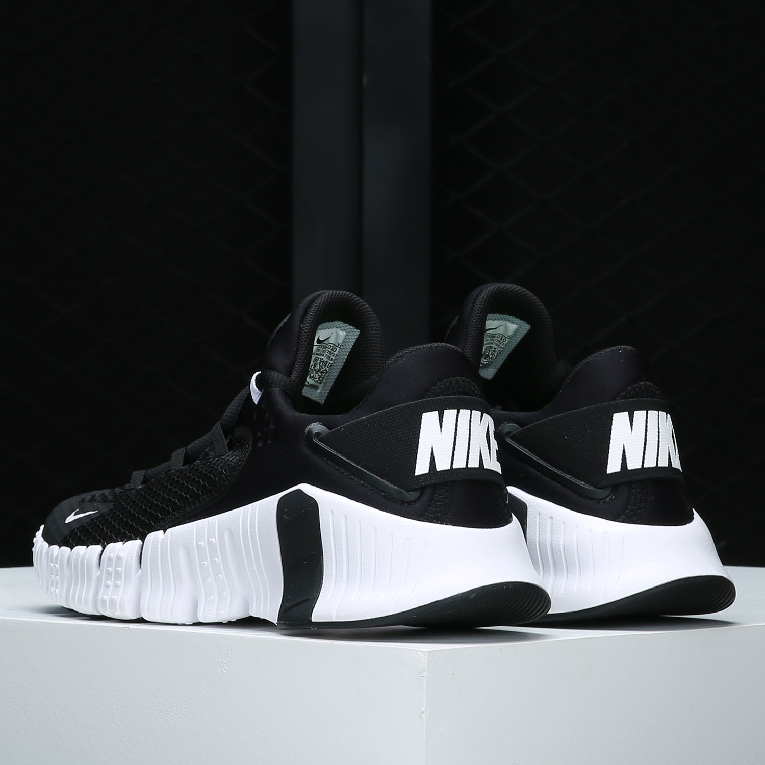 حذاء تدريب مبطن للنساء من Nike - مراجعة Women Shoes Nike وسعره