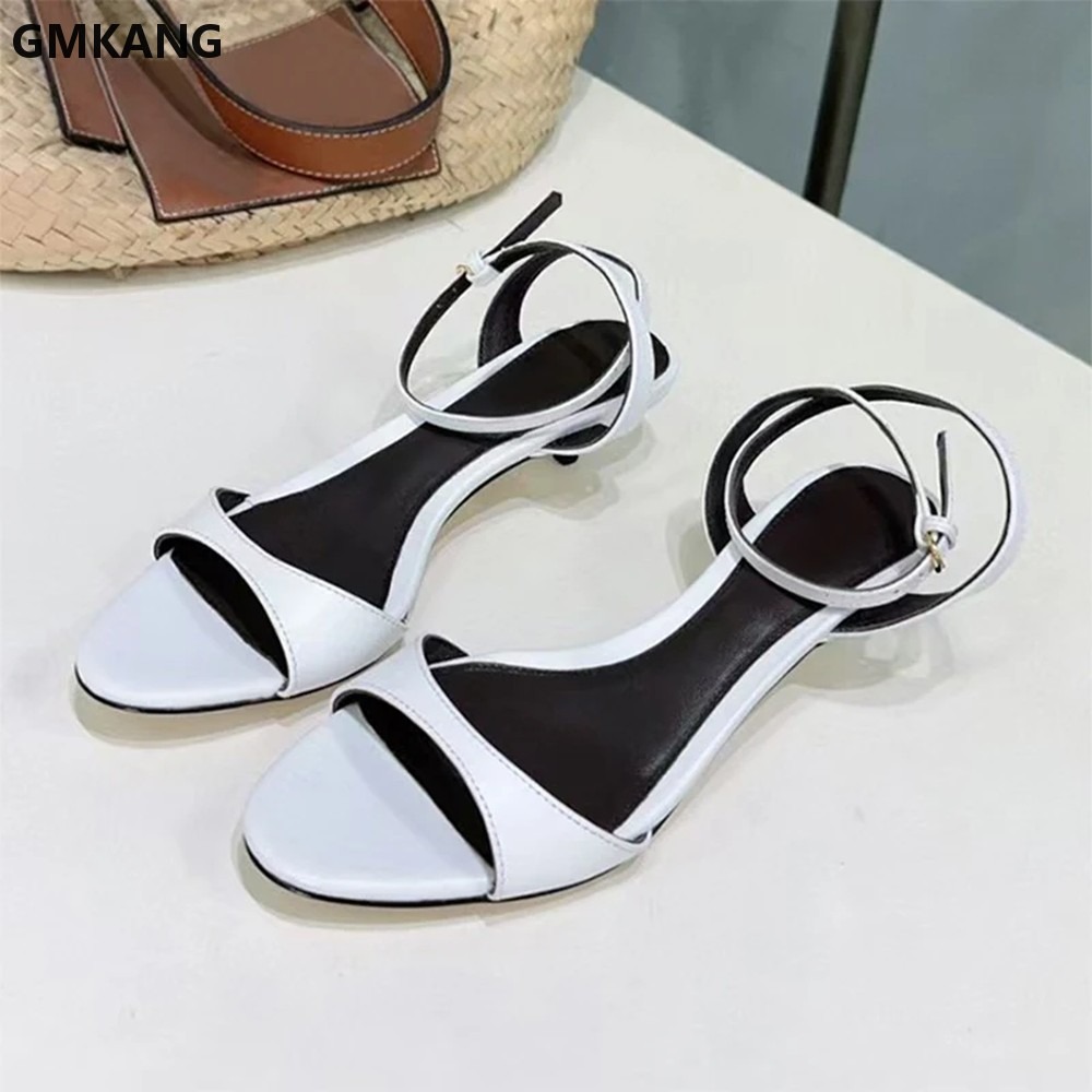 صندل نسائي بكعب قصير من جلد طب - مراجعة Women'S Shoes Kitten Heels وسعره