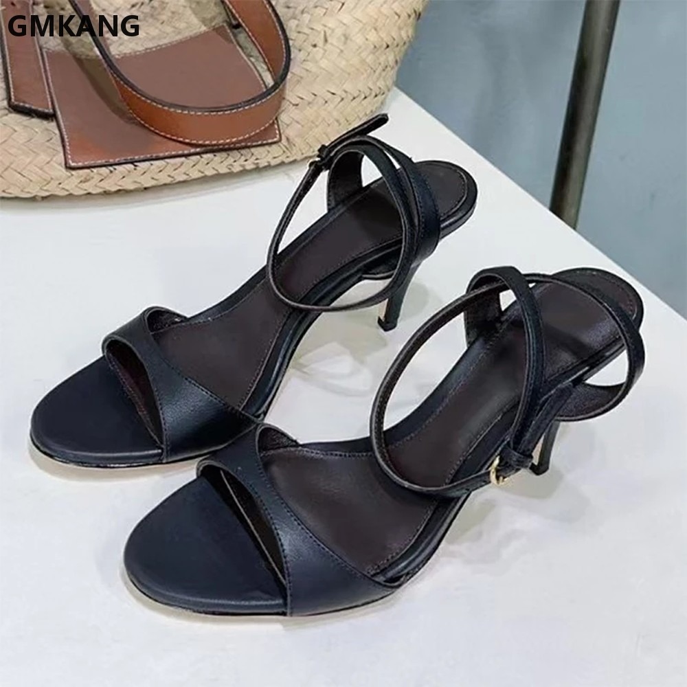 صندل نسائي بكعب قصير من جلد طب - مراجعة Women'S Shoes Kitten Heels وسعره