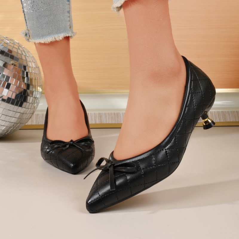 كعب كيتن مدبب مقدمه فيونكه فين - مراجعة Women'S Shoes Kitten Heels وسعره