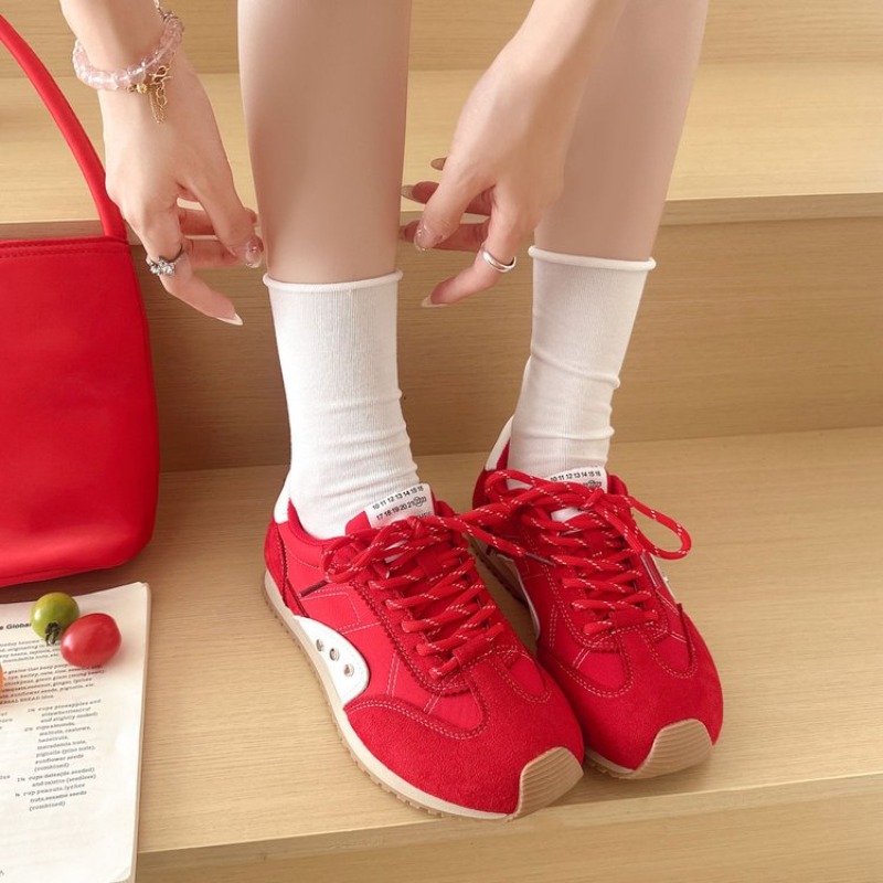 أحذية رياضية نسائية بألوان متع - مراجعة Women Shoes Sneakers وسعره