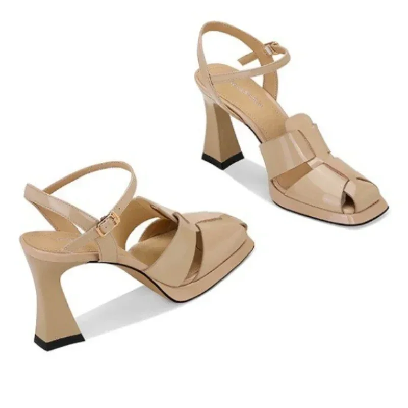 المرأة صنادل عالية الكعب موضة  - مراجعة Women Shoes Model وسعره