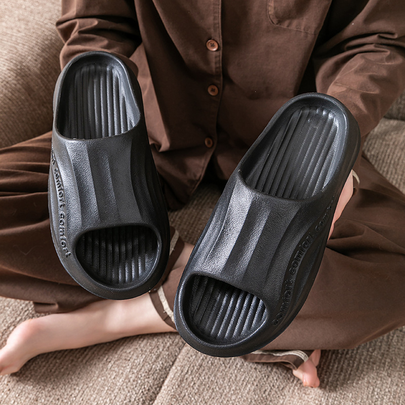 شباشب صيفية للنساء والرجال من  - مراجعة Women Shoes Size To Men وسعره